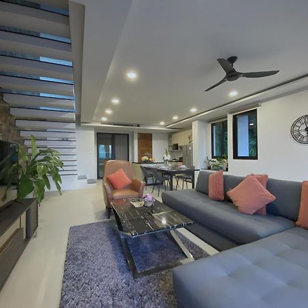Twin Villas Seaview Kata Exterior photo